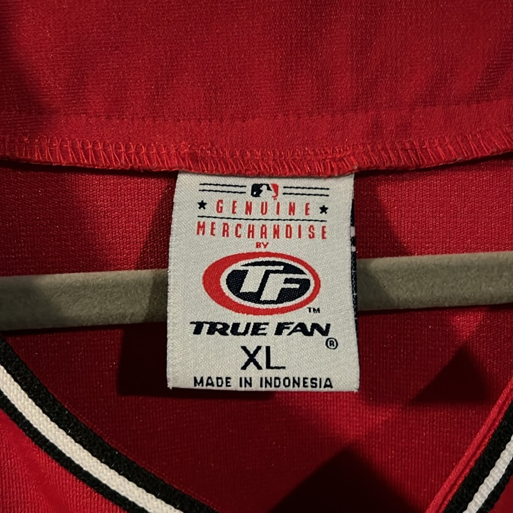 True Fan Reds Jersey - Picture 5 of 7